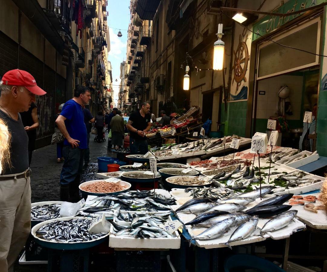 Casa G&G Pignasecca 2 Nel Cuore Di Napoli 外观 照片