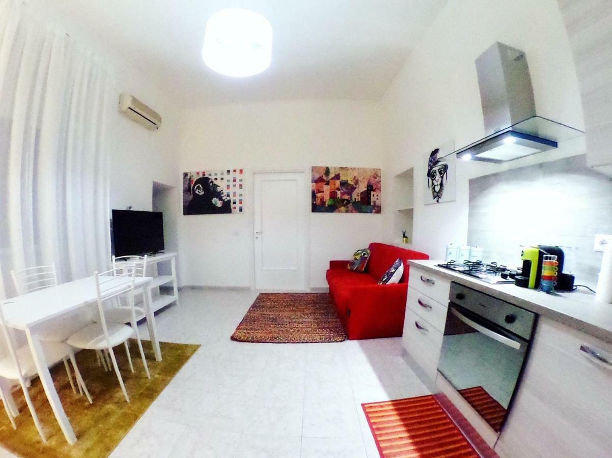 Casa G&G Pignasecca 2 Nel Cuore Di Napoli 外观 照片