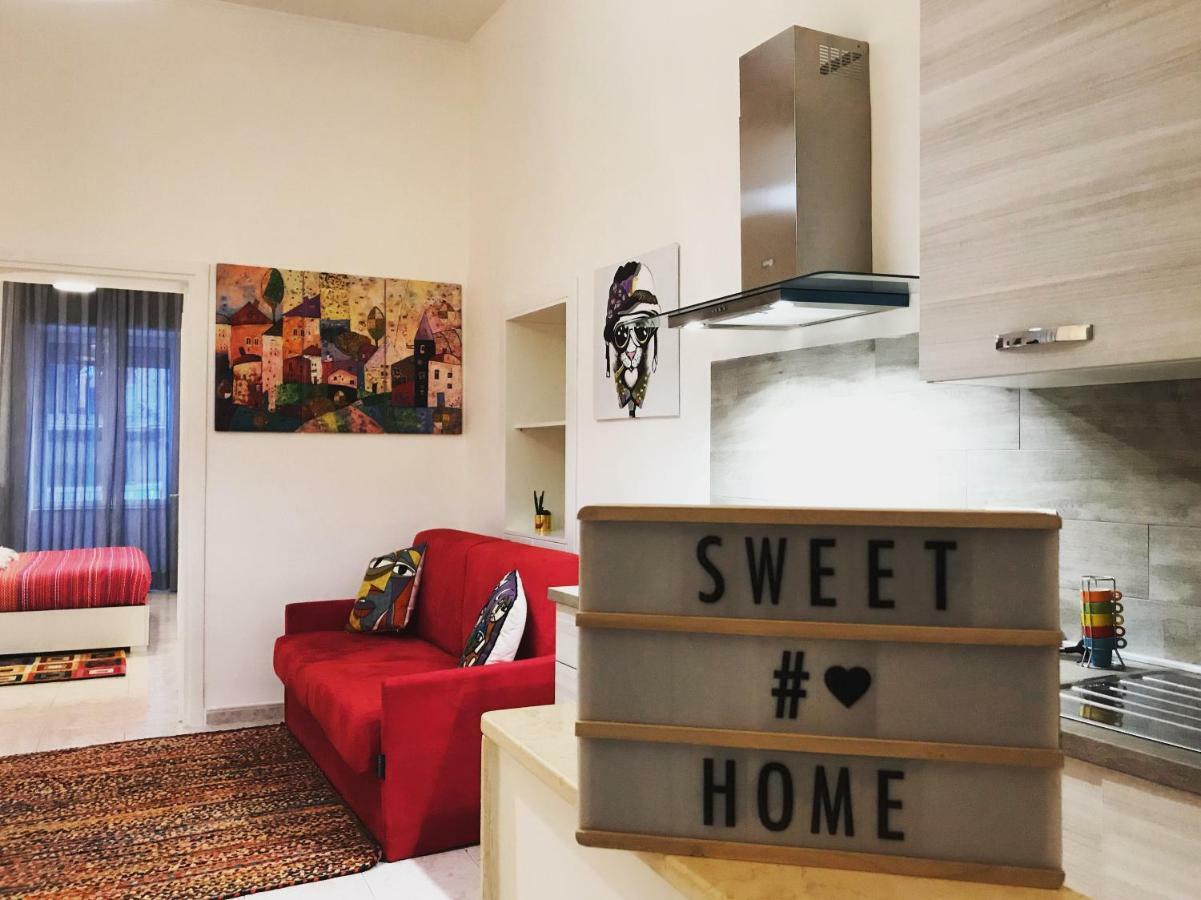 Casa G&G Pignasecca 2 Nel Cuore Di Napoli 外观 照片