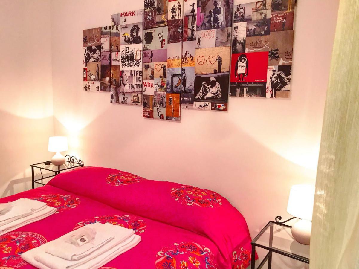 Casa G&G Pignasecca 2 Nel Cuore Di Napoli 外观 照片