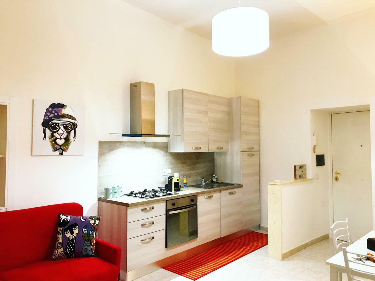 Casa G&G Pignasecca 2 Nel Cuore Di Napoli 外观 照片