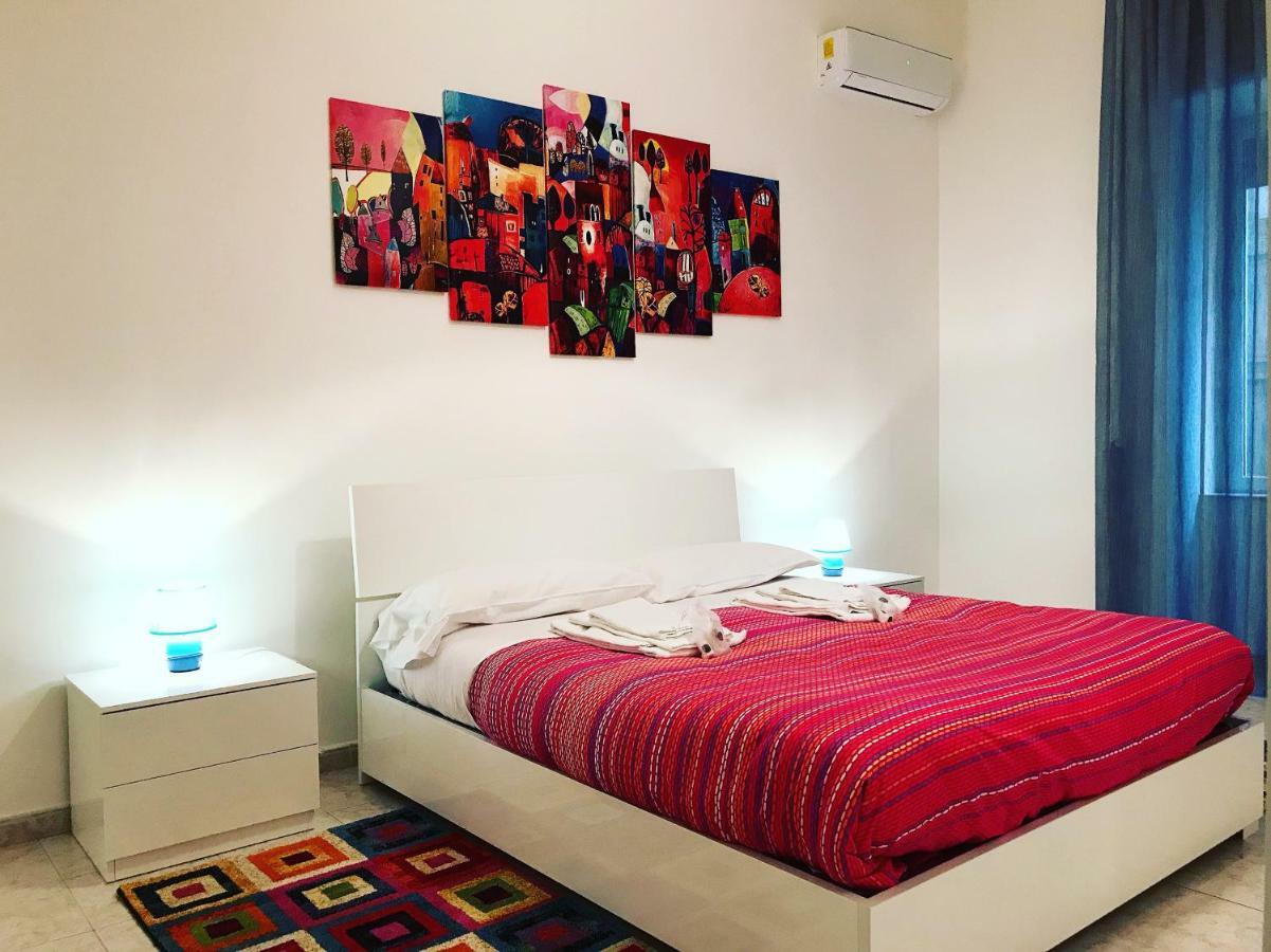 Casa G&G Pignasecca 2 Nel Cuore Di Napoli 外观 照片