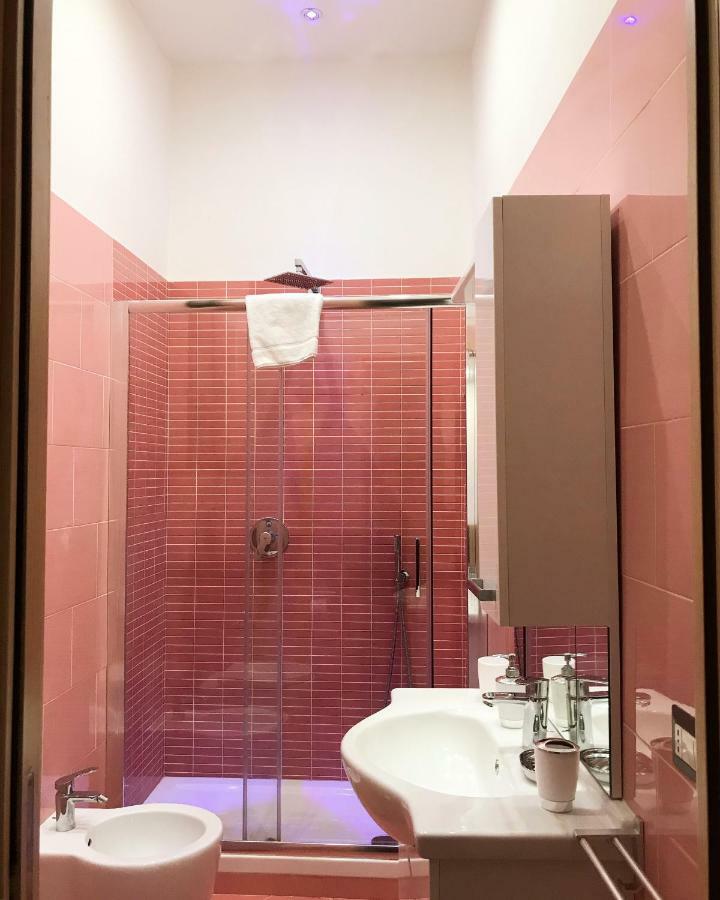 Casa G&G Pignasecca 2 Nel Cuore Di Napoli 外观 照片